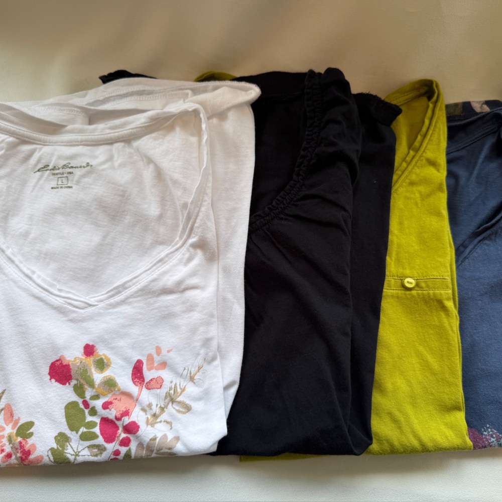 Eddie Bauer women’s large short sleeve shirts